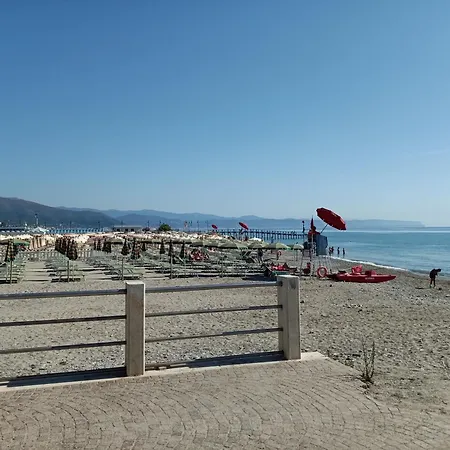 Casa Riviera Seaside * Albenga